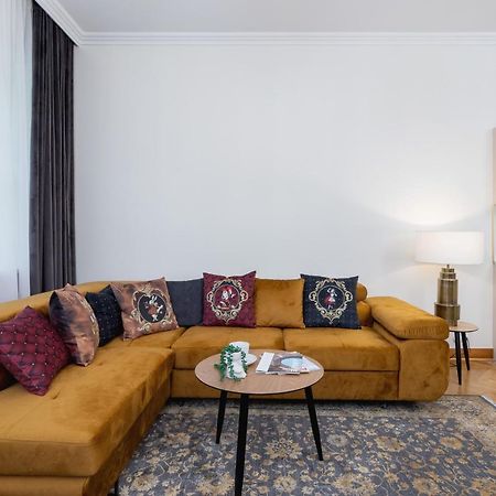Luxurious & Unique Apartment Mickiewicza Cracow By Renters Prestige Krakau Exterior foto