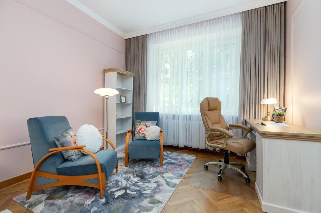 Luxurious & Unique Apartment Mickiewicza Cracow By Renters Prestige Krakau Exterior foto